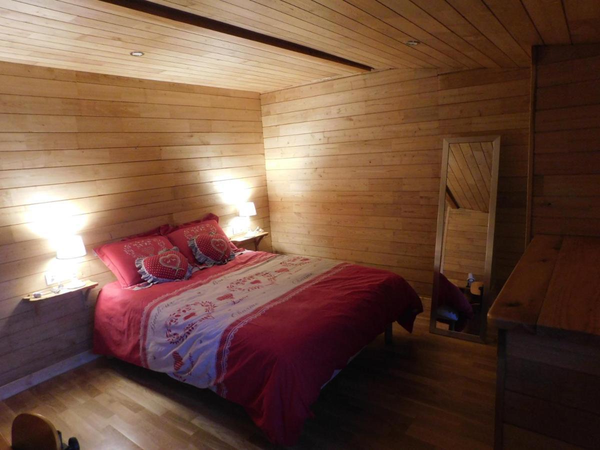Logement Paisible A La Campagne Aubarede Экстерьер фото