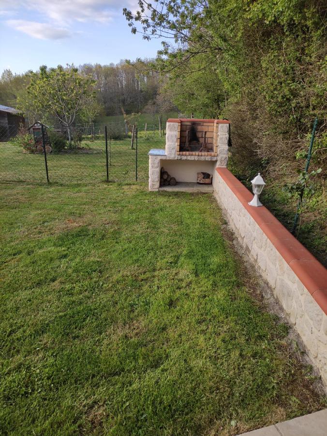 Logement Paisible A La Campagne Aubarede Экстерьер фото